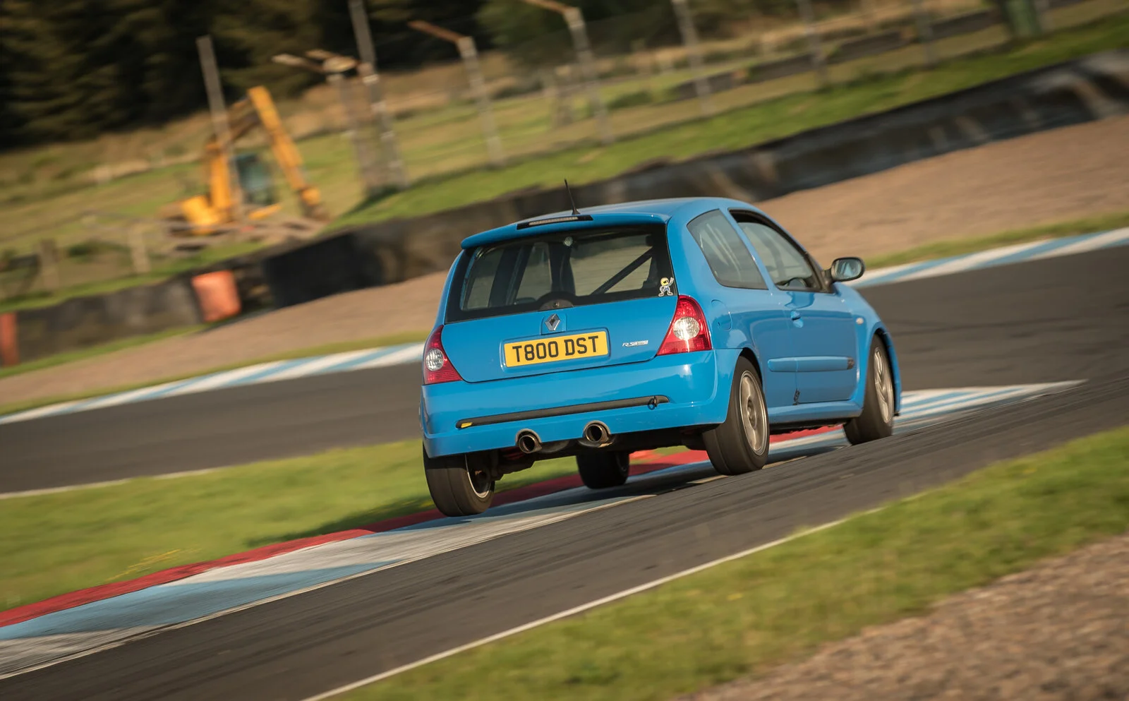 F9487E77-C934-47D0-9817-7EBCA883321D.webp