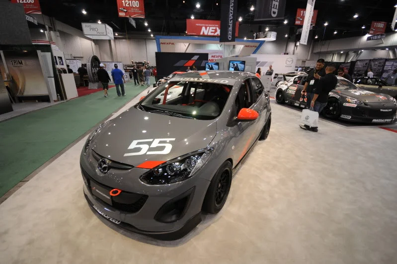 FCR299show1cars6400.webp