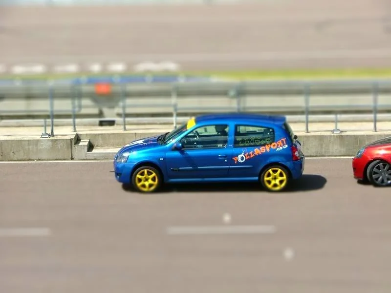 fcs08077-tiltshift.webp