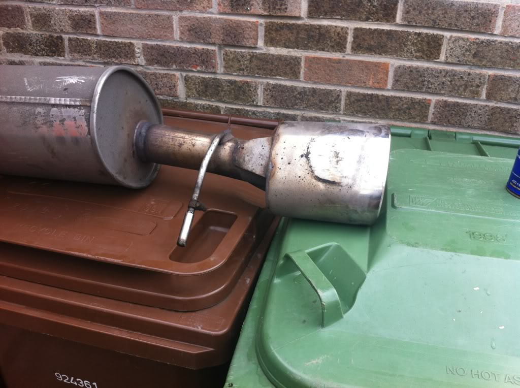 feb4570d.jpg feb4570d.jpg