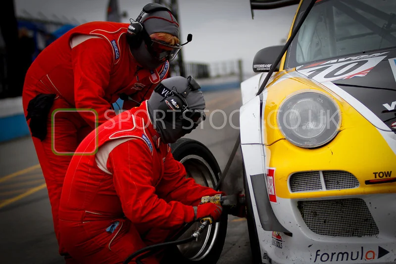 FIAGT1DONINGTON-2203-L.webp