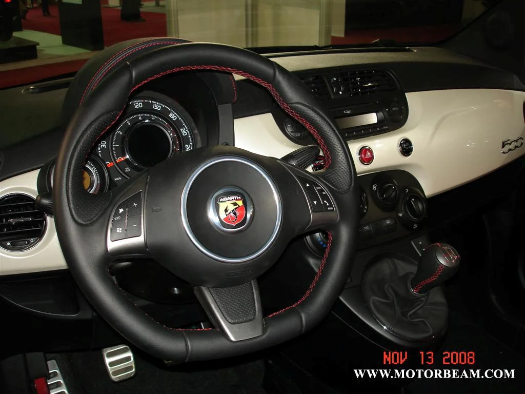 fiat-500-abarth-interior.webp