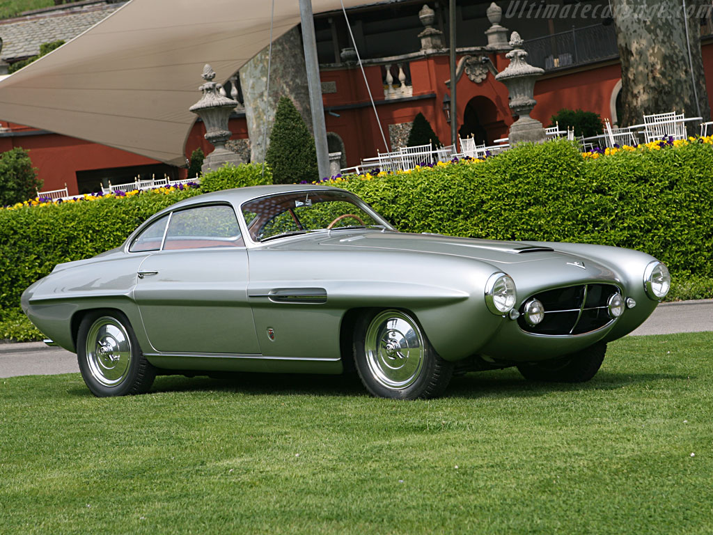 Fiat-8V-Ghia-Supersonic-Coupe_1.jpg