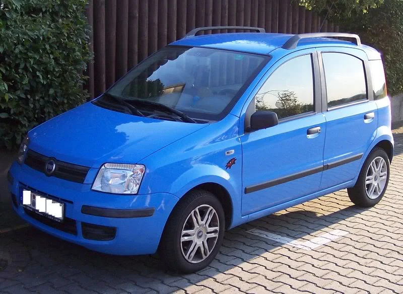 Fiat_Panda_2005_vl_blue.webp