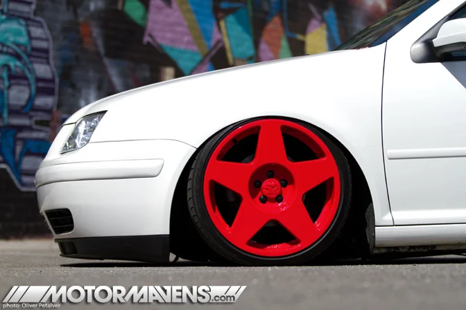 fifteen52%20VW%20Jetta%20Wagon%20Wheel%202011-.webp