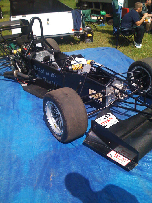 fintray02.jpg