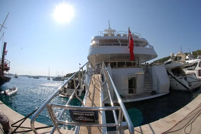 fisheyehvar.webp