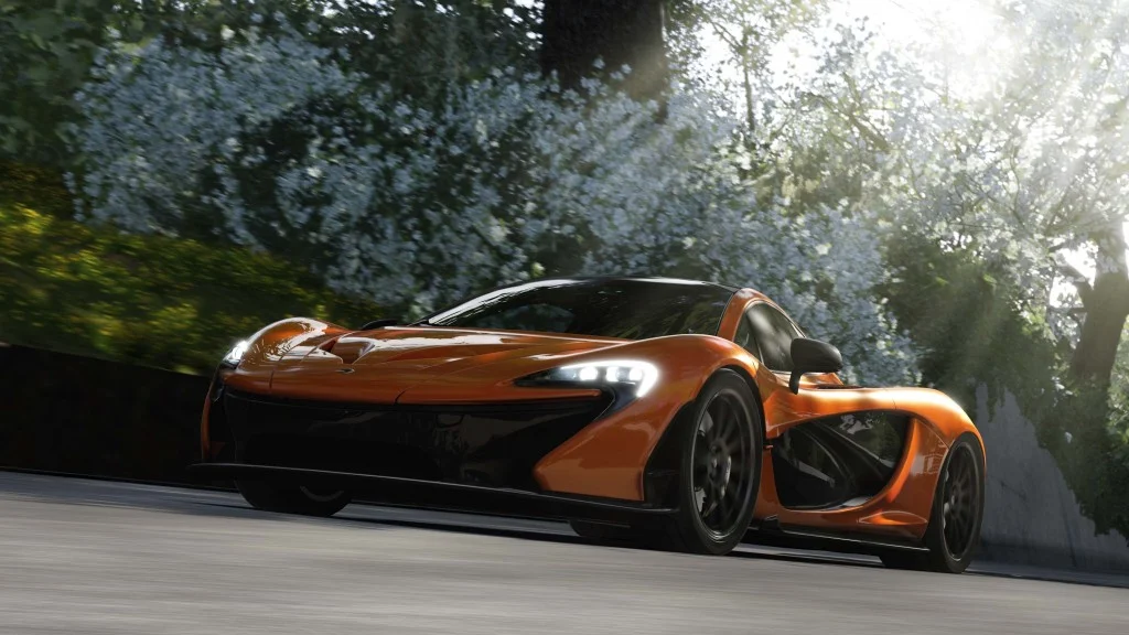 FM5_-_05_-_Xbox_Reveal_-_2013-05-21_1.webp