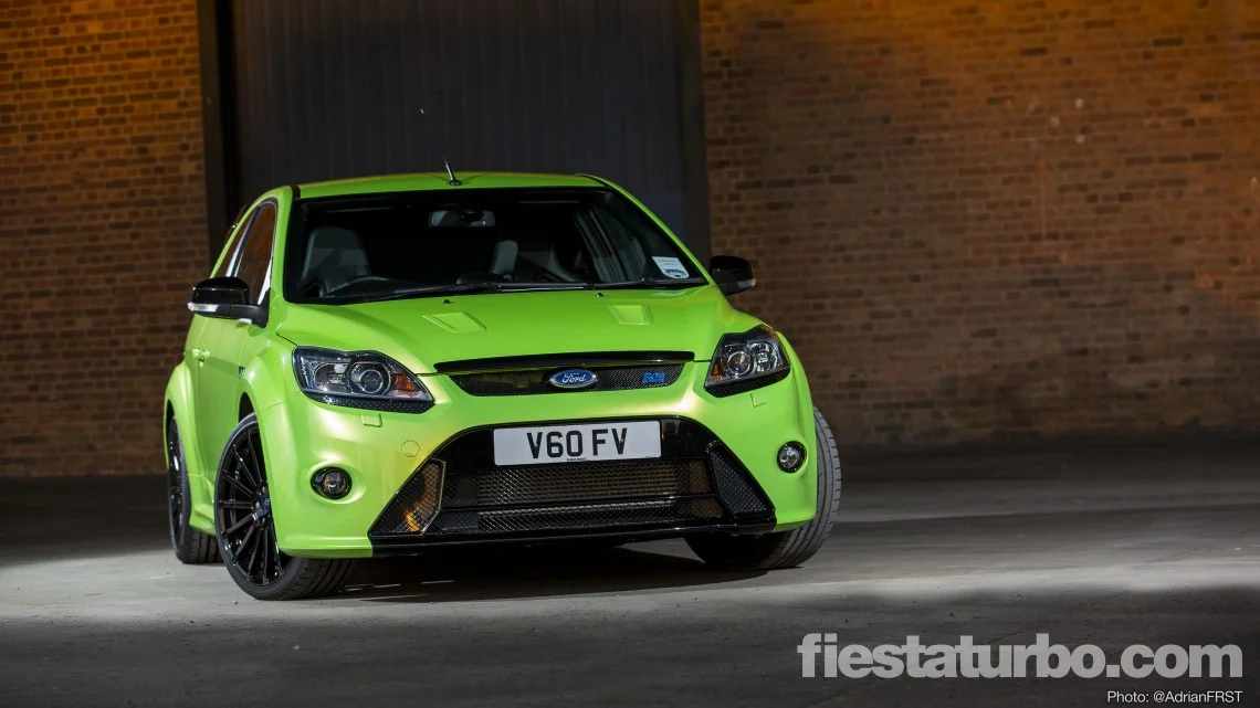 focus-industrial-lit-front-tilt-1140x641-51a336abe64ba.webp