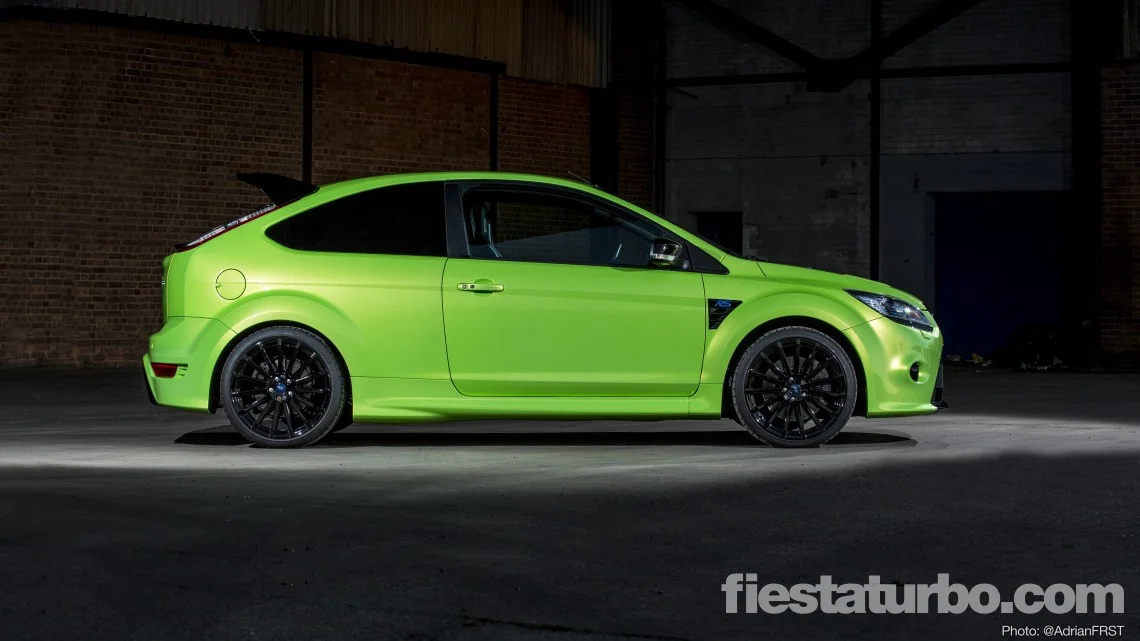 focus-industrial-lit-side-1140x641-51a3368644ea5.webp