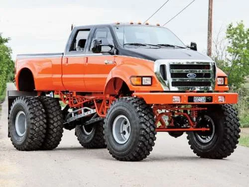 ford-650-500-lifted_ford_f650_17855_20080123_lwtmk.webp