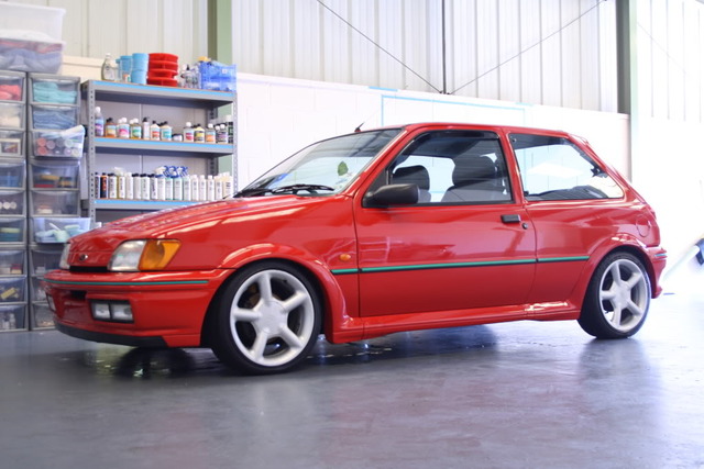 ford-fiesta-rs-turbo-05.jpg