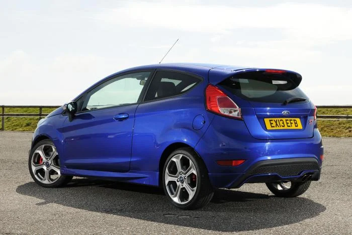 ford-fiesta-st-12-rear-static_zpsac1c6972.webp