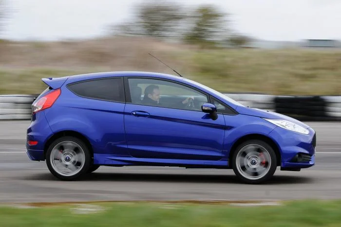 ford-fiesta-st-9-panning_zpsf42060c1.webp