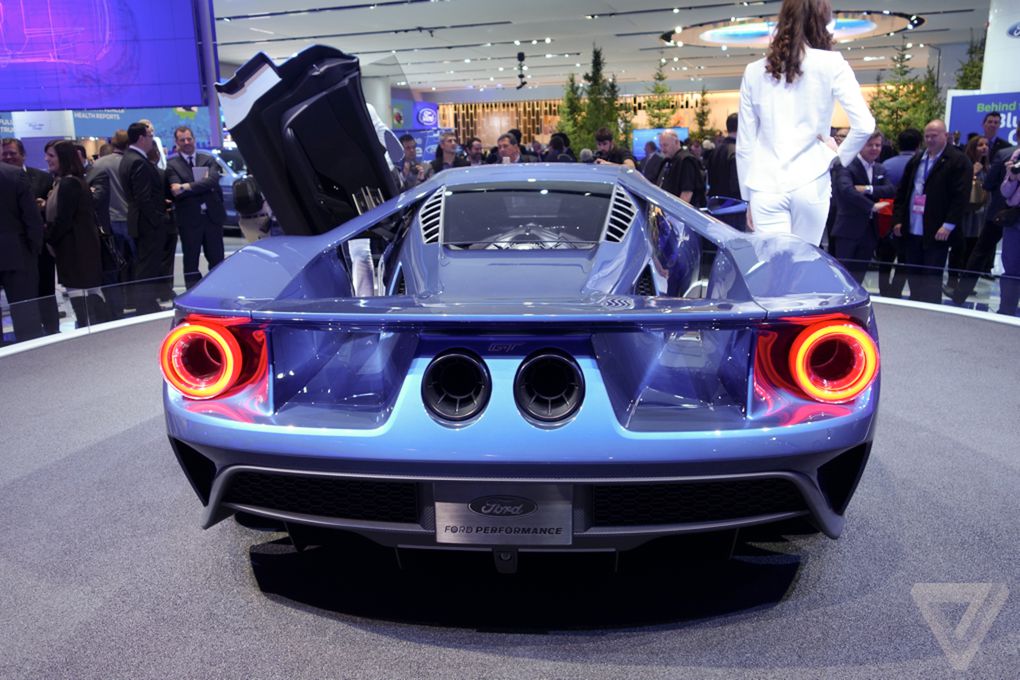 ford-naias-2-121-1020.0.jpg