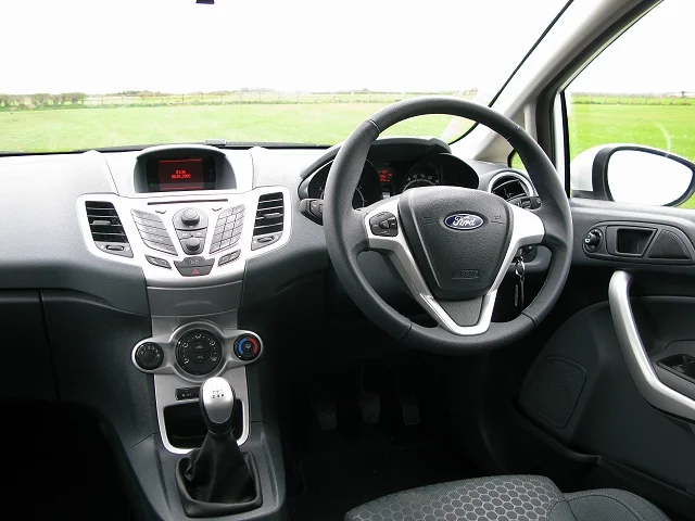 ford_fiesta_zetec-s_mountune_2009_039.webp