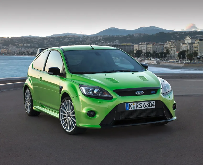 fordfocusrs_01.webp