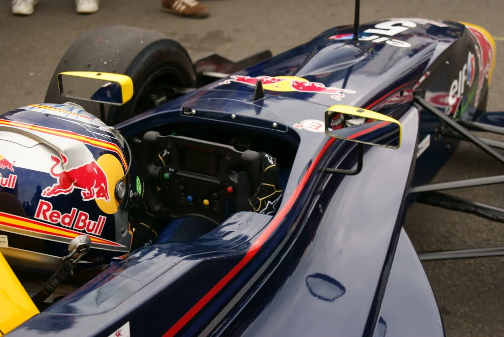 FormulaRenaultWheel.webp