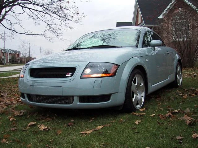 front_side-vi.webp