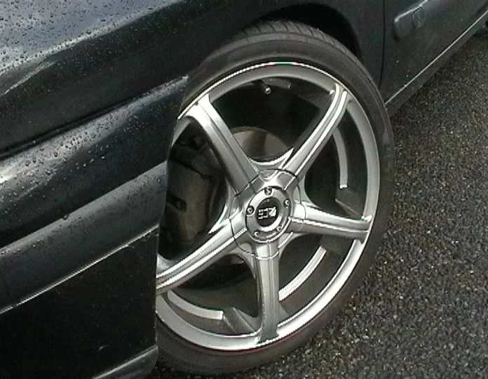 FRONTLEFTWHEEL.webp