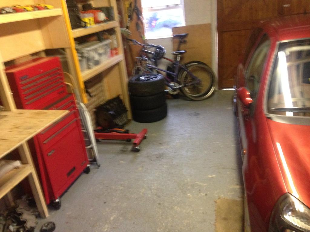 Garage6_zps81072886.jpg