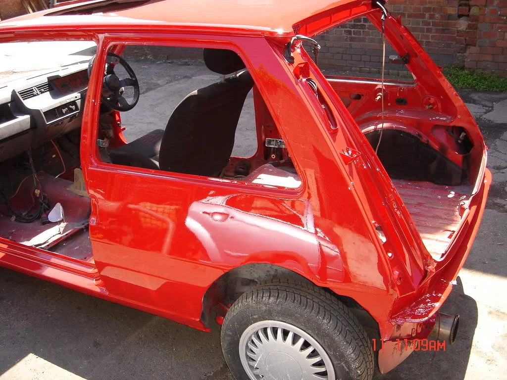 garagecar008.webp