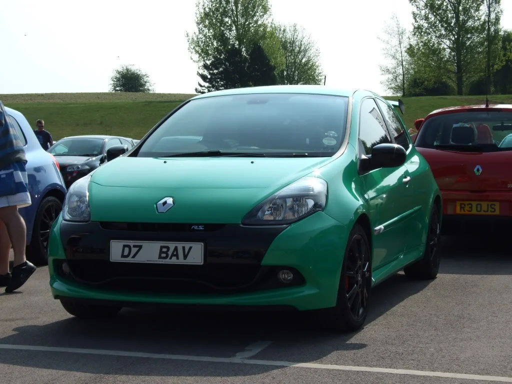 Gaydonrenaultmeet2011014.webp