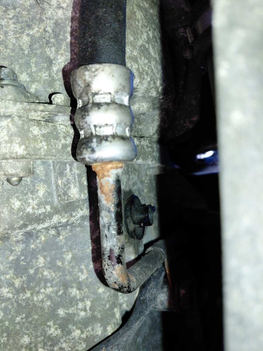 Gearbox oil filler point2.jpg