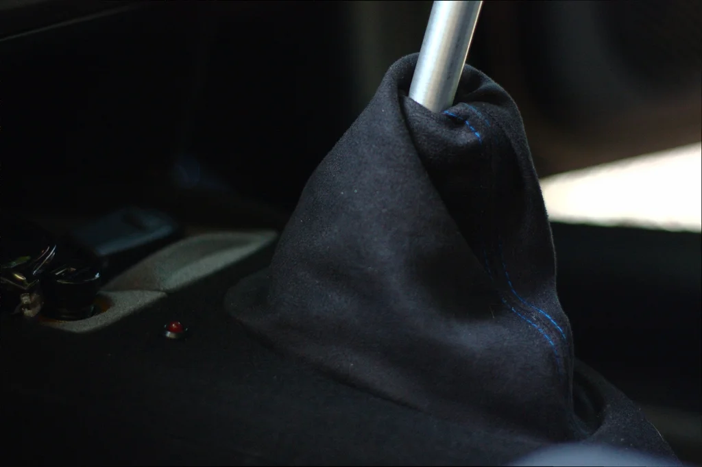 Gearstick2_zpse8aao5iv.webp