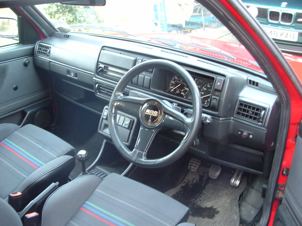 golf2interior.jpg