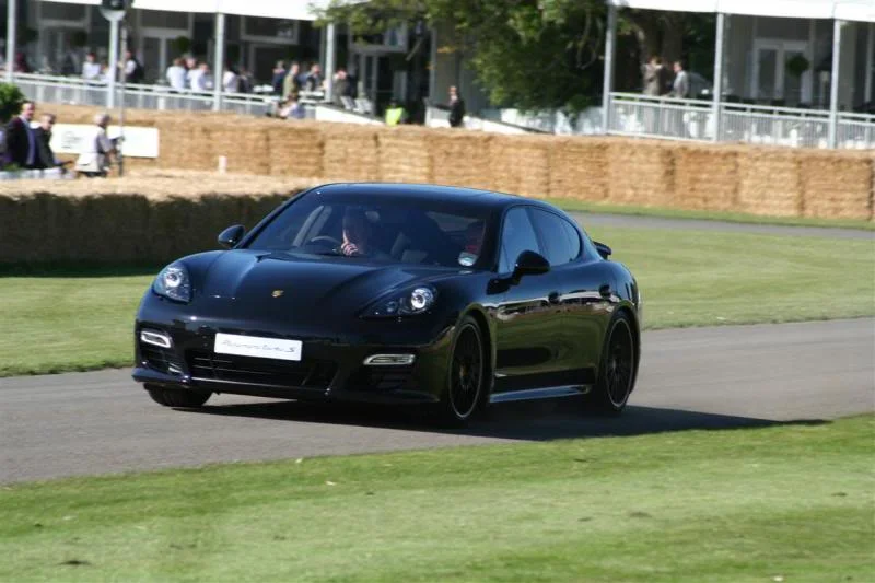 GoodwoodFOS201101-07-2011Card1092Medium.webp