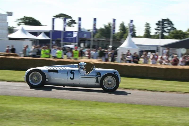 GoodwoodFOS201101-07-2011Card1266Medium.webp