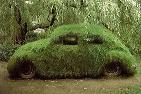 green-car-704464.webp