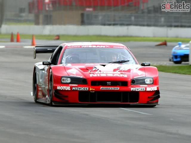 gtr.jpg gtr.jpg