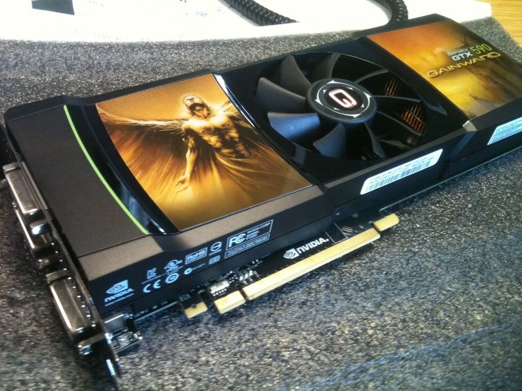 GTX590-2.webp