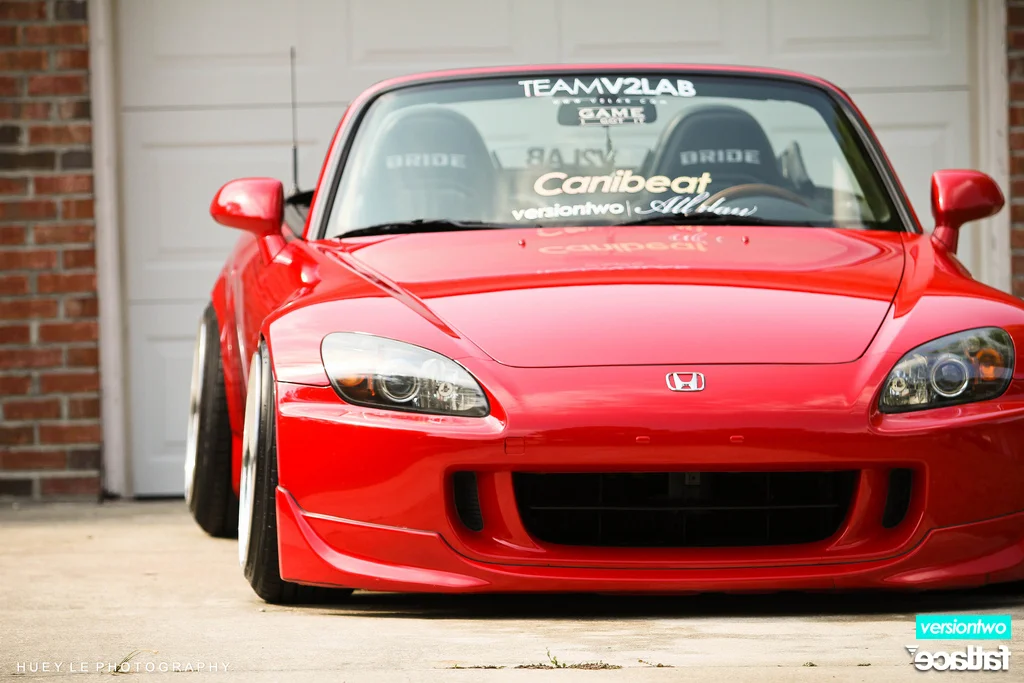 h-s2000-1.webp