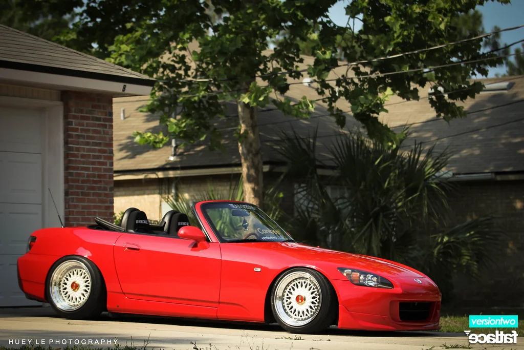 h-s2000-2.webp