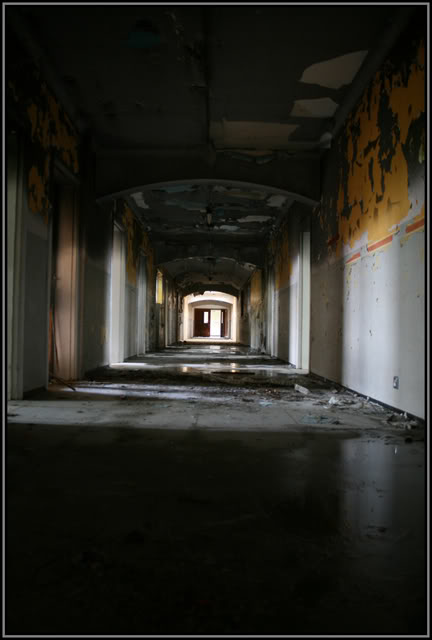 Hallway.jpg