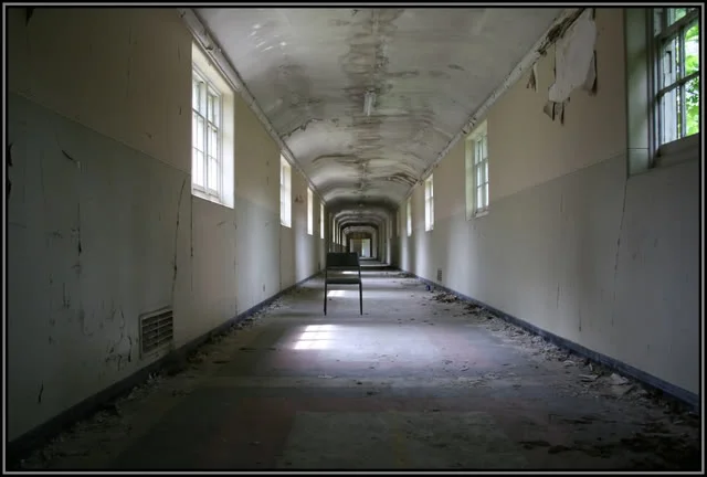 Hallway2.webp