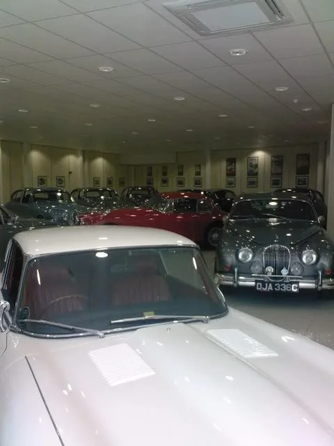 hangar.webp