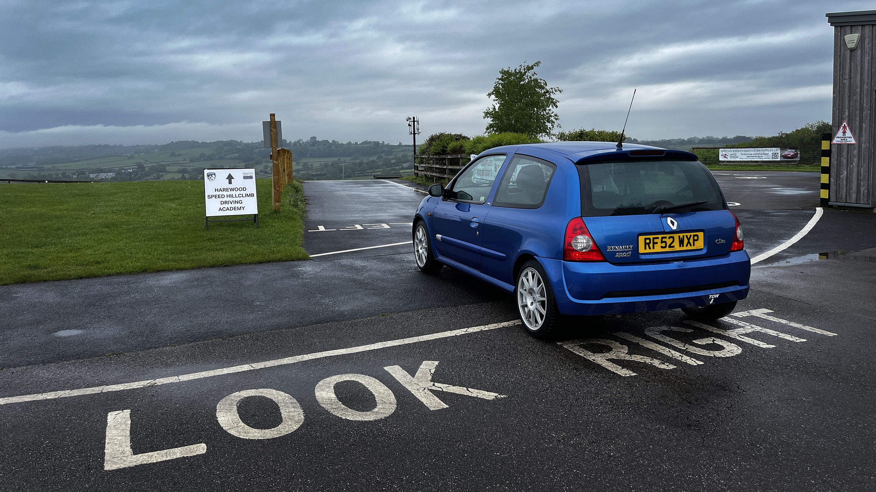 Harewood_Academy_01.jpg
