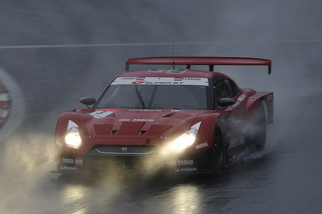 hasemi_motor_sports_superGT_r35_nissan_GT-R05.png