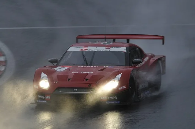 hasemi_motor_sports_superGT_r35_nissan_GT-R05.webp