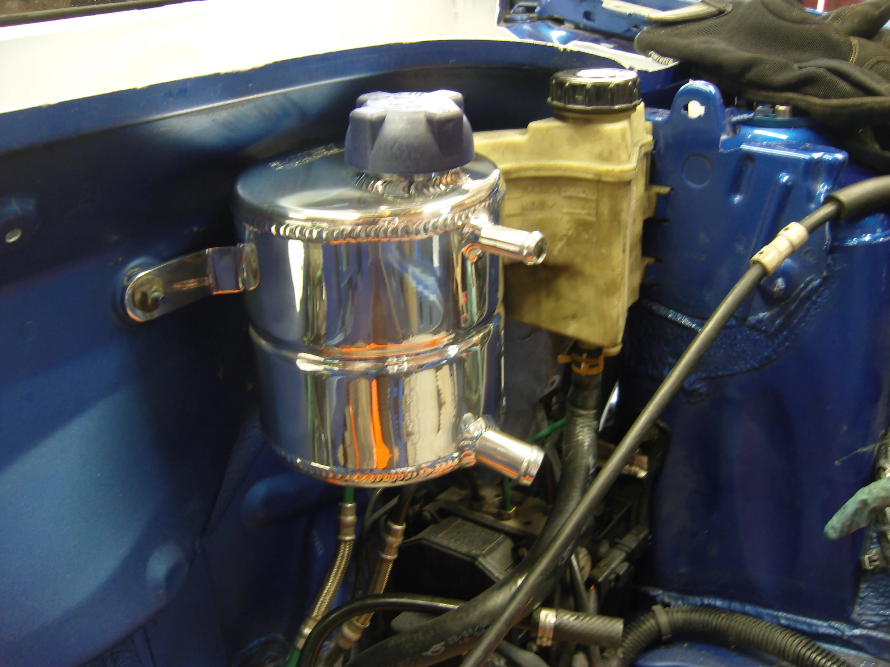 headertank4.webp