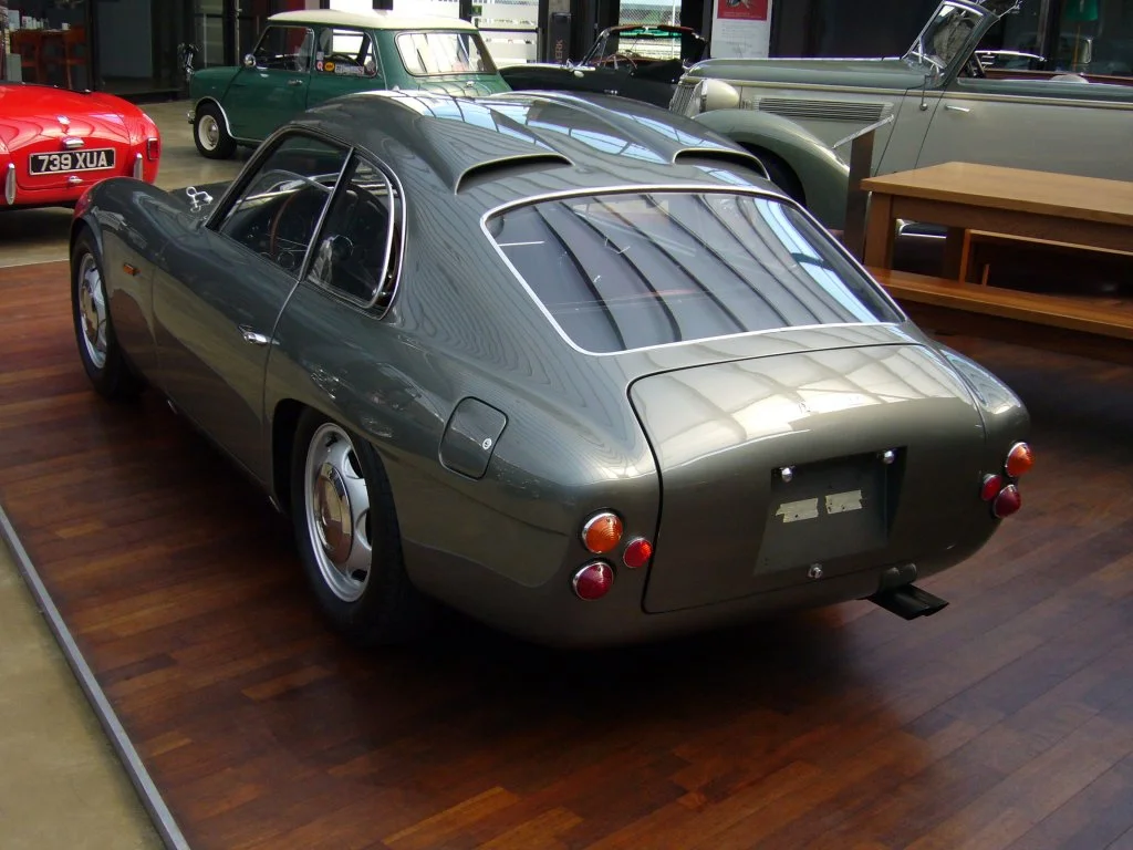 heckansicht-eines-osca-1600-gt-36158.webp