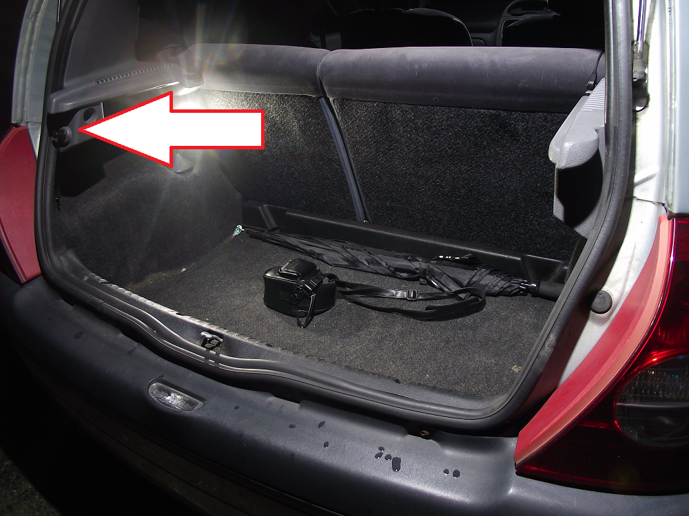 here%27s%20the%20bootlid%20light%20switch.png