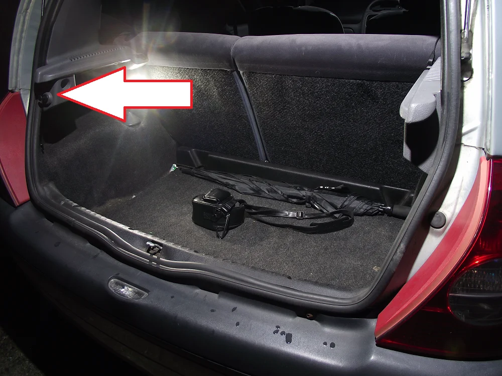 here%27s%20the%20bootlid%20light%20switch.webp