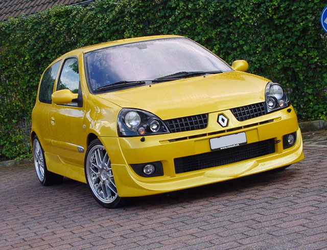 hl_re_clio02_gl_2.jpg