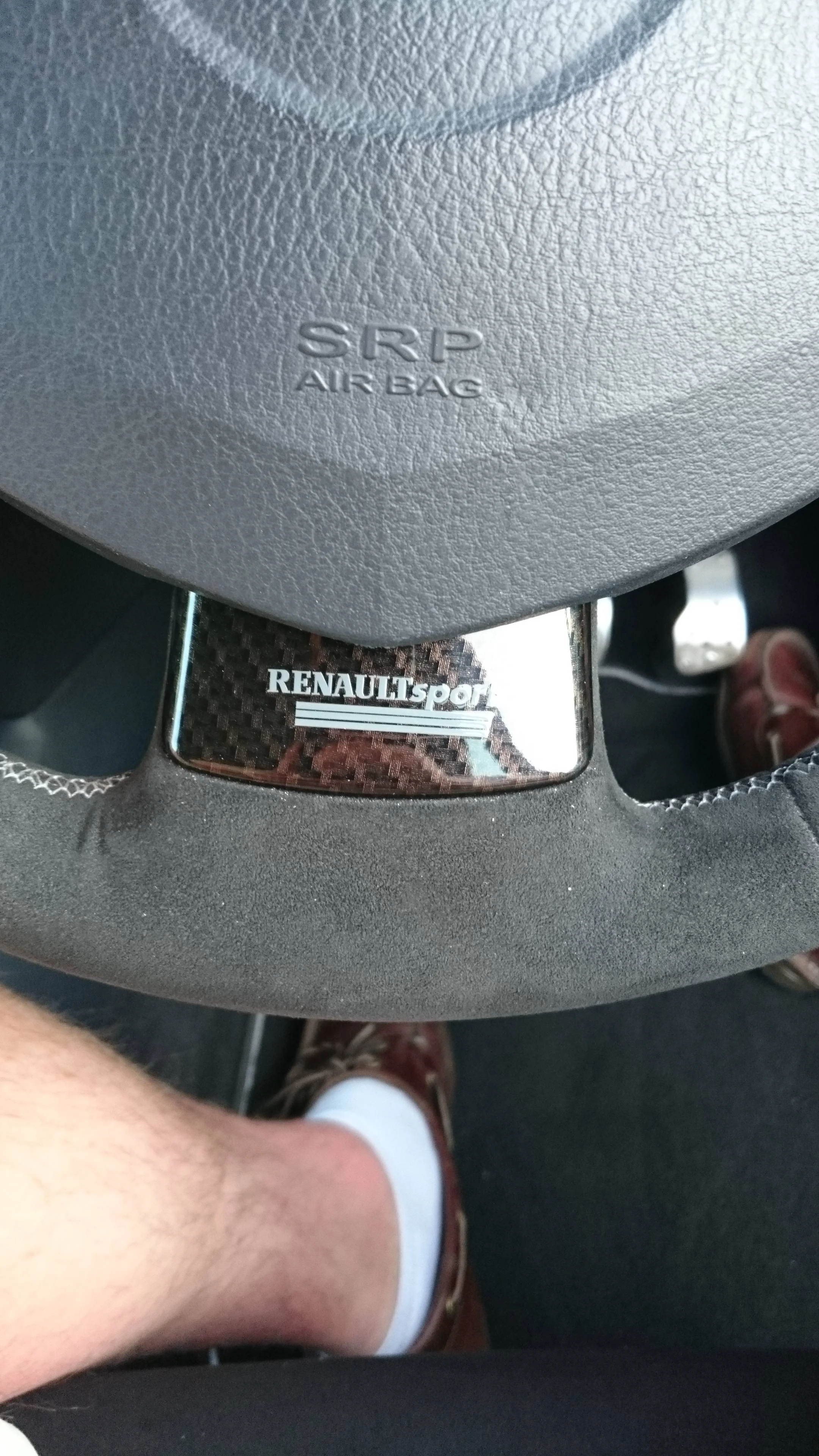 HnbmRsC.webp