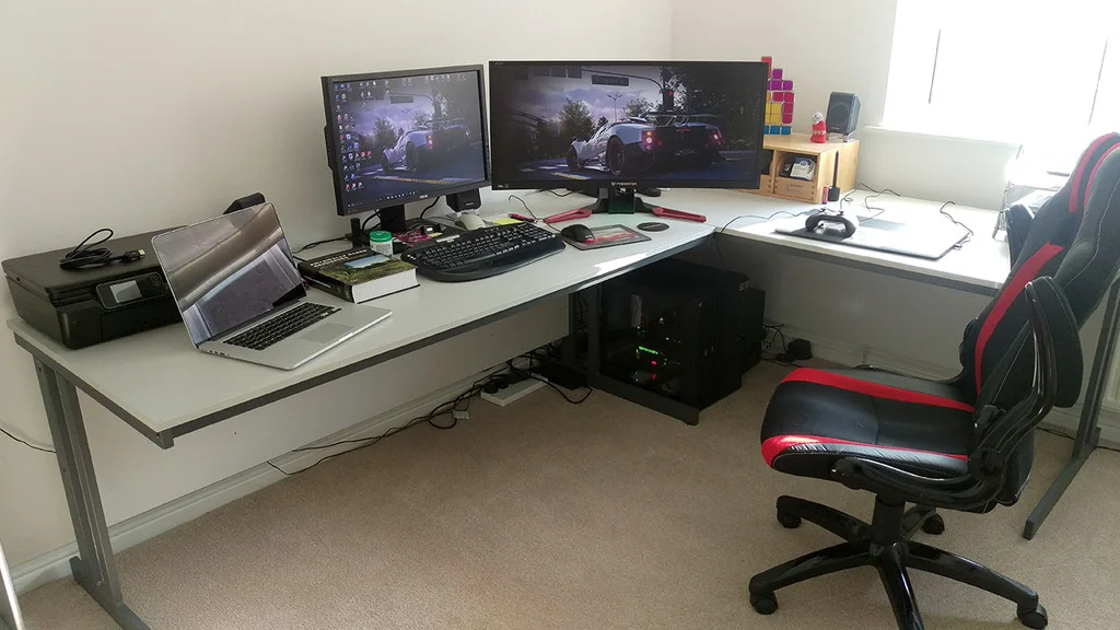 home-office01_zpsfuqukkfj.webp